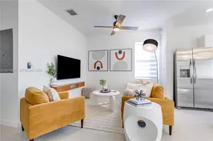 35722 SW 178th Pl, Miami, FL 33034 - Photo 9