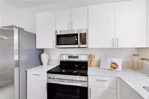 35722 SW 178th Pl, Miami, FL 33034 - Photo 5