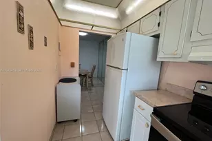 581 Blue Heron Dr, Hallandale Beach, FL 33009 - Photo 13