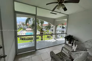 581 Blue Heron Dr, Hallandale Beach, FL 33009 - Photo 5