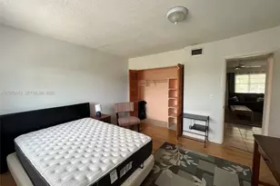 581 Blue Heron Dr, Hallandale Beach, FL 33009 - Photo 15