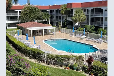 581 Blue Heron Dr #212-B, Hallandale Beach, FL 33009 - Photo 3