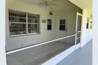 581 Blue Heron Dr #212-B, Hallandale Beach, FL 33009 - Photo 5
