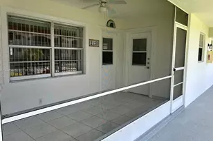 581 Blue Heron Dr, Hallandale Beach, FL 33009 - Photo 5