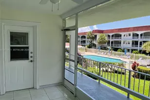 581 Blue Heron Dr, Hallandale Beach, FL 33009 - Photo 7