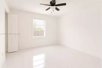 5225 NE 1st Ave, Fort Lauderdale, FL 33334 - Photo 11