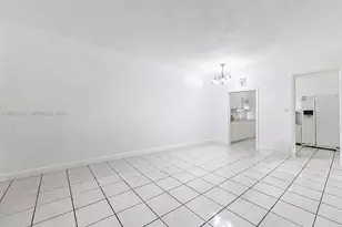 2441 NW 13th St, Miami, FL 33125 - Photo 21