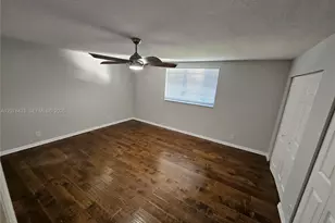 9505 NW 42nd St, Sunrise, FL 33351 - Photo 13