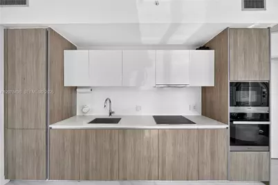 2900 NE 7th Ave #2209, Miami, FL 33137 - Photo 31