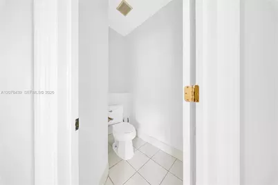 2019 SE 13th St, Homestead, FL 33035 - Photo 9
