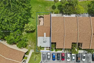 1501 NW 94th Ave, Pembroke Pines, FL 33024 - Photo 17