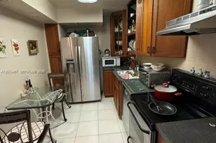 20505 E Country Club Dr, Aventura, FL 33180 - Photo 5