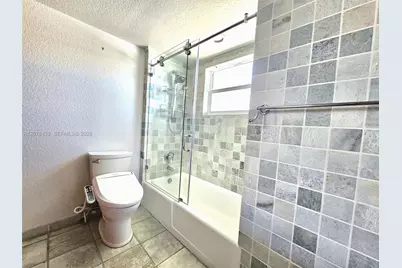 427 Golden Isles Dr #16E, Hallandale Beach, FL 33009 - Photo 13