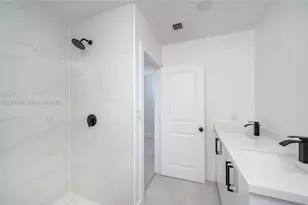 528 NW 13th St, Florida City, FL 33034 - Photo 31