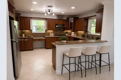 250 NE 87th St, El Portal, FL 33138 - Photo 7
