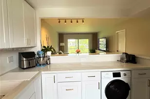 5200 Washington St, Hollywood, FL 33021 - Photo 9