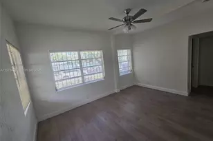 106 NW 34th St, Miami, FL 33127 - Photo 9