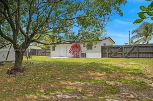 10720 SW 147th St, Miami, FL 33176 - Photo 17