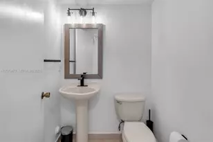 4956 Leeward Ln, Dania Beach, FL 33312 - Photo 41