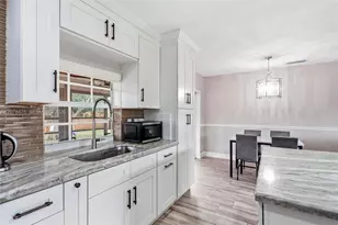 8397 NW 25th Ct, Sunrise, FL 33322 - Photo 11
