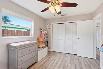 8397 NW 25th Ct, Sunrise, FL 33322 - Photo 17