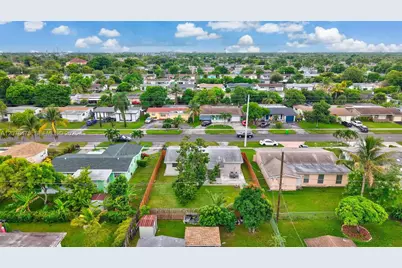 8397 NW 25th Ct, Sunrise, FL 33322 - Photo 37