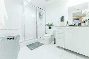 185 SW 7th St, Miami, FL 33130 - Photo 21