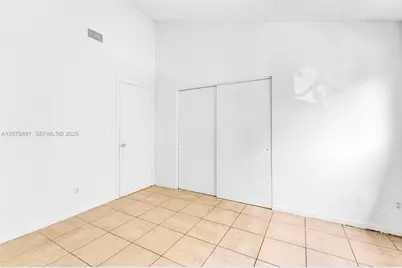 3449 NW 44th St #205, Oakland Park, FL 33309 - Photo 17