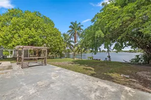10901 SW 47th Terrace, Miami, FL 33165 - Photo 31