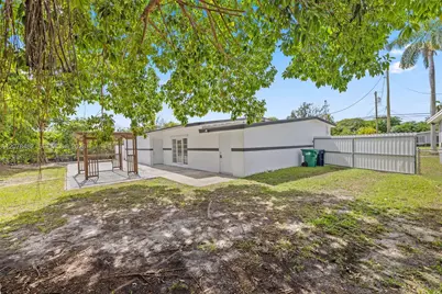 10901 SW 47th Ter, Miami, FL 33165 - Photo 35