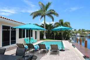 2424 SE 9th St, Pompano Beach, FL 33062 - Photo 3