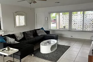 2424 SE 9th St, Pompano Beach, FL 33062 - Photo 13