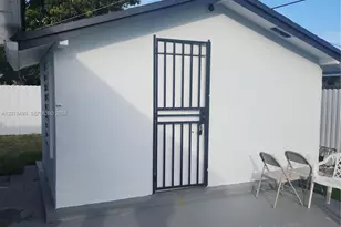 730 E 17th St, Hialeah, FL 33010 - Photo 13