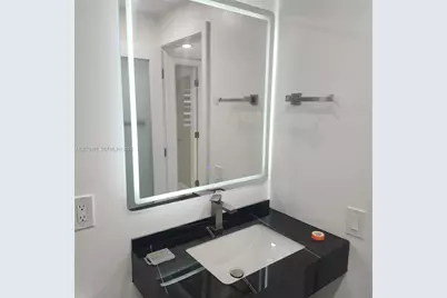 730 E 17th St, Hialeah, FL 33010 - Photo 47