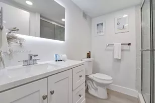 5225 Collins Ave, Miami Beach, FL 33140 - Photo 13