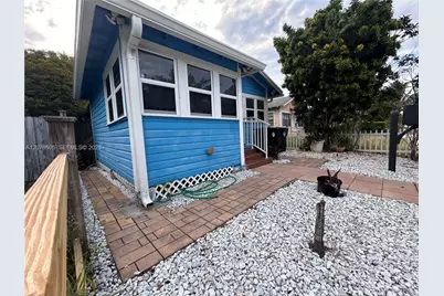 413 S K St, Lake Worth, FL 33460 - Photo 1