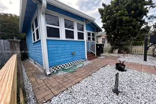 413 S K St, Lake Worth, FL 33460 - Photo 1