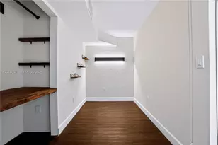 6423 Collins Ave, Miami Beach, FL 33141 - Photo 17
