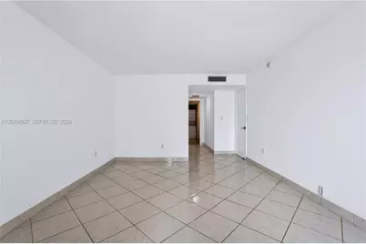 6423 Collins Ave #1702, Miami Beach, FL 33141 - Photo 47