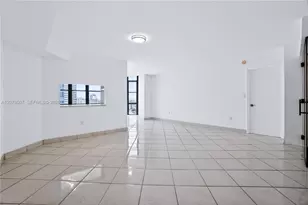 6423 Collins Ave, Miami Beach, FL 33141 - Photo 13