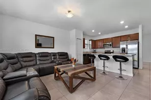 2475 SE 1st St, Homestead, FL 33033 - Photo 5