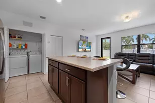 2475 SE 1st St, Homestead, FL 33033 - Photo 7