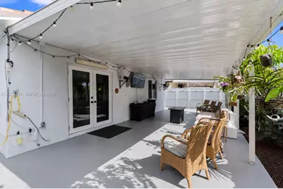 7456 W 34th Ln, Hialeah, FL 33018 - Photo 21