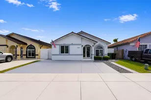 7456 W 34th Ln, Hialeah, FL 33018 - Photo 1