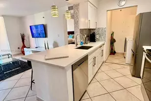 19701 E Country Club Dr, Aventura, FL 33180 - Photo 3