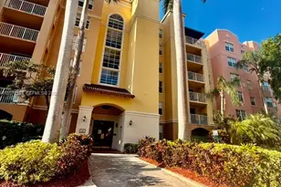 19701 E Country Club Dr, Aventura, FL 33180 - Photo 27