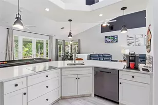 192 SW Fernleaf Trl, Port Saint Lucie, FL 34953 - Photo 11