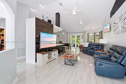192 SW Fernleaf Trl, Port Saint Lucie, FL 34953 - Photo 5