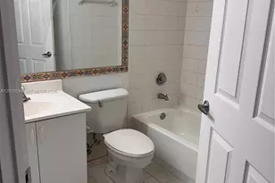 9640 NW 2nd St, Pembroke Pines, FL 33024 - Photo 21