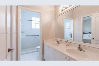 14918 SW 10th St, Miami, FL 33194 - Photo 25